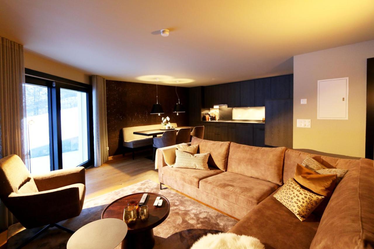 Hollywood 1 - A Luxury, Comfortable And Spacious Apartment Located Directly On The Slopes! Саас-Фее Екстериор снимка