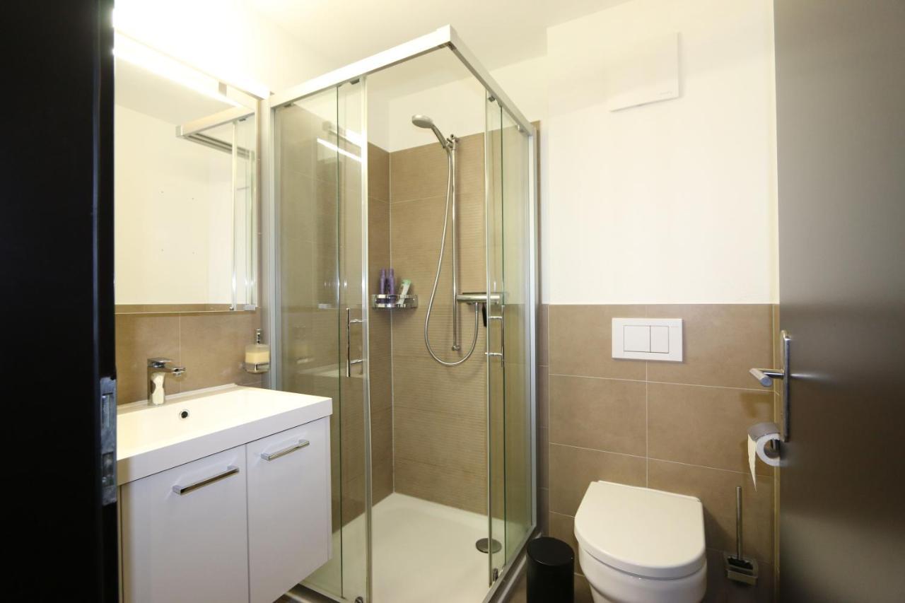 Hollywood 1 - A Luxury, Comfortable And Spacious Apartment Located Directly On The Slopes! Саас-Фее Екстериор снимка